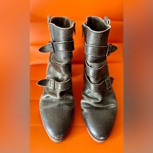 Kelsie Dagger Western Booties